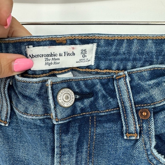 Abercrombie & Fitch High Rise Mom Jeans size 25/0 - Picture 3 of 6